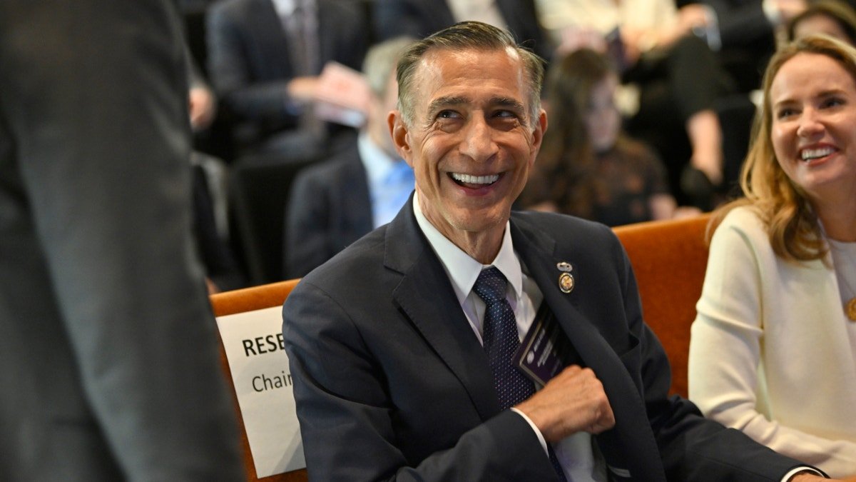 Darrell Issa smiling at an awards ceremony in Washington, D.C.