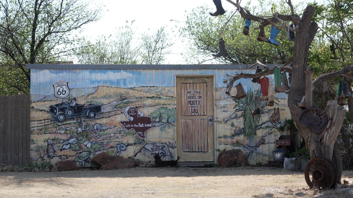 Dot's Mini Museum in Vega, TX