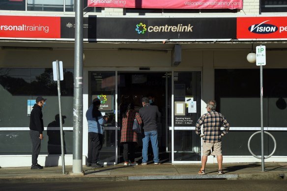 Labor says a one-size-fits-all approach is failing to support people and pushing them into unsuitable jobs.