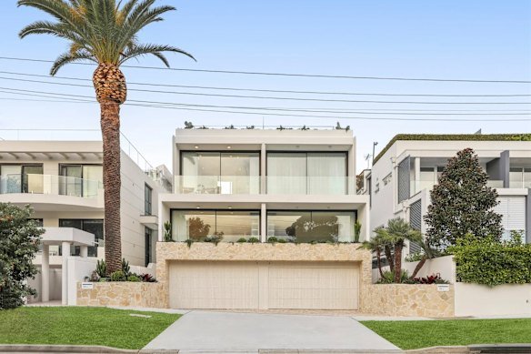 Thu Huong Nguyen acted as broker for this $13m Dover Heights home.