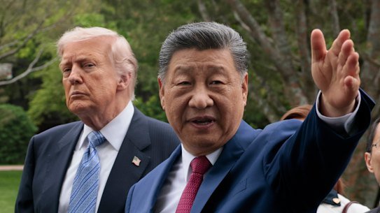 US President Donald Trump and Chinese President Xi Jinping tour Zhongnanhai Garden in Beijing.