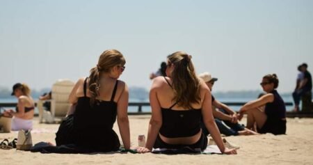 Parts of Ontario set for ‘first heat event of the season’: Environment Canada Parts of Ontario set for ‘first heat event of the season’: Environment Canada
