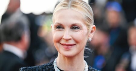 Kelly Rutherford’s Billowy Dress Screams ‘New York City Rich Mom’ — Steal the Look for Kelly Rutherford’s Billowy Dress Screams ‘New York City Rich Mom’ — Steal the Look for
