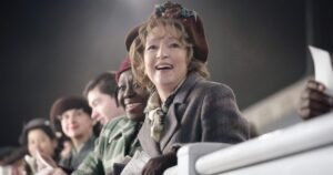3 New Netflix Movies to Watch This Weekend (May 15-17): ‘Mrs. Harris Goes to Paris’ and More