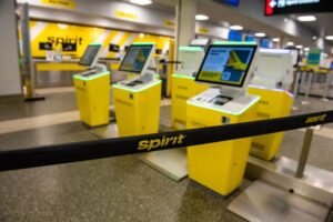 Desperate Spirit Airlines flyers scramble to rebook flights — paying 0 for one-way tickets and asking for donations