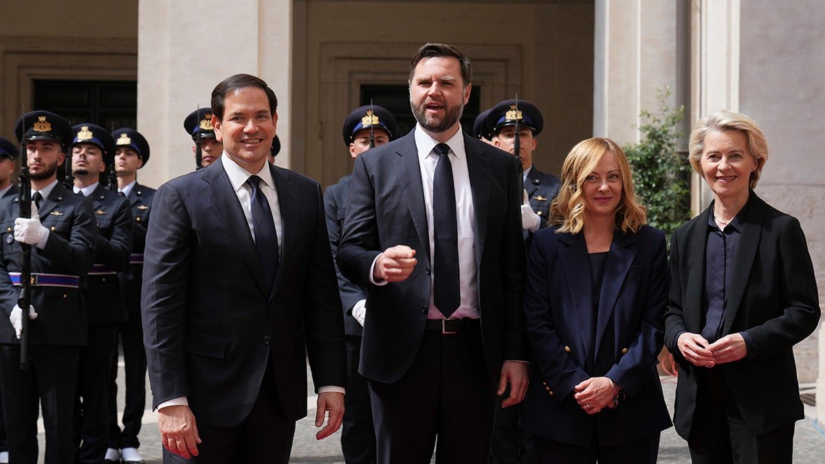 Secretary of State Marco Rubio, Vice President JD Vance, Italy's Prime Minister Giorgia Meloni and European Commission President Ursula von der Leyen posing for a group photo