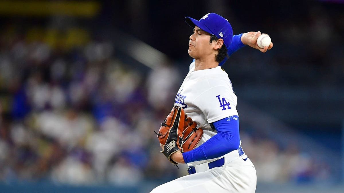 Shohei Ohtani pitching for the Los Angeles Dodgers at Dodger Stadium