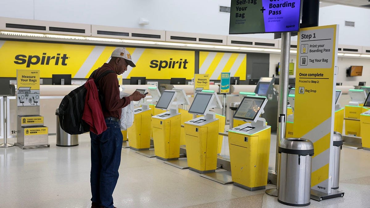 Spirit Airlines meltdown fuels chaos and fears