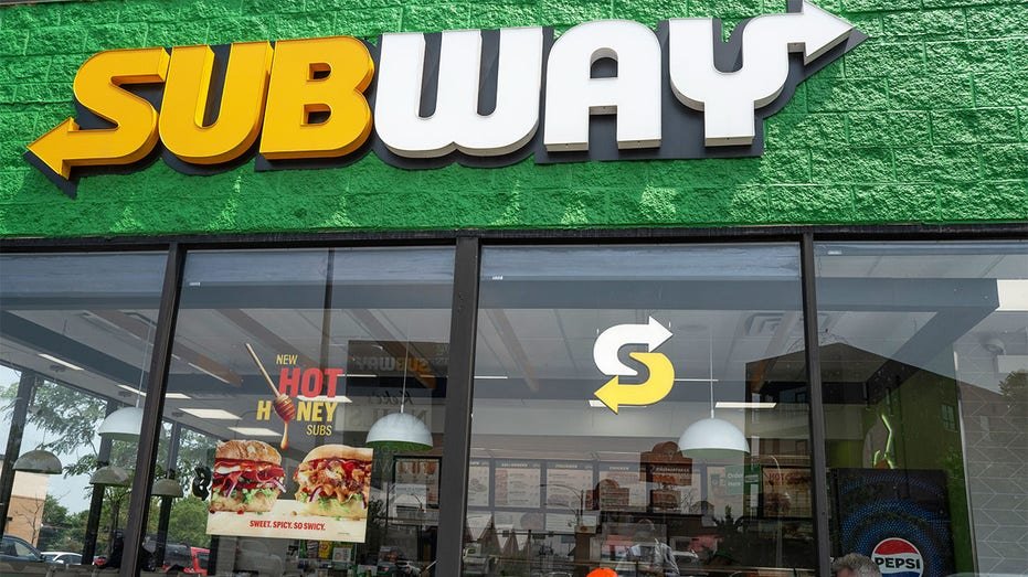 subway location in chicago