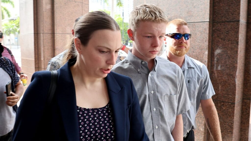 Teen stepbrother accused of killing Anna Kepner on Carnival cruise remains free before trial Teen stepbrother accused of killing Anna Kepner on Carnival cruise remains free before trial