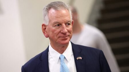 Alabama Democrats rally around former Dem senator to challenge Trump-backed Tuberville in fall