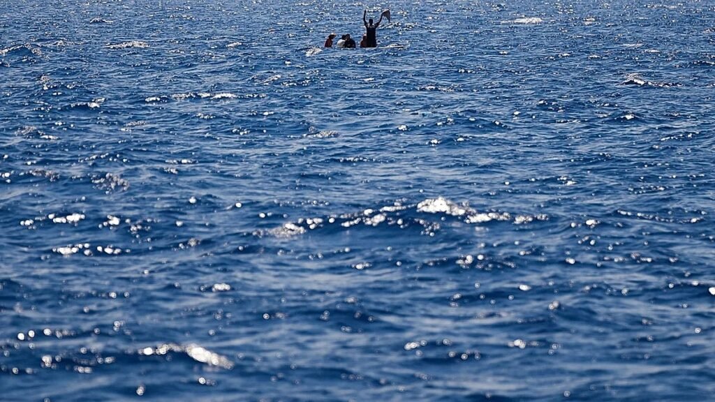 At least 10 dead in shipwreck off Malta, Italian coastguard says At least 10 dead in shipwreck off Malta, Italian coastguard says