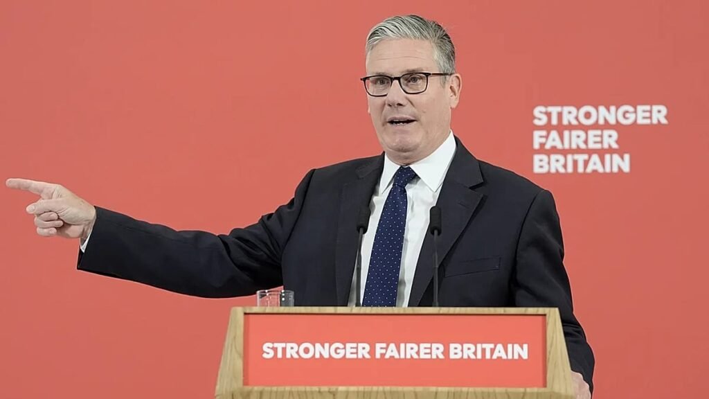 UK to spend €348bn on defence over next four years, Starmer says