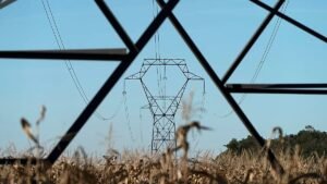 EU energy ministers secure greater role in bloc’s future power grid