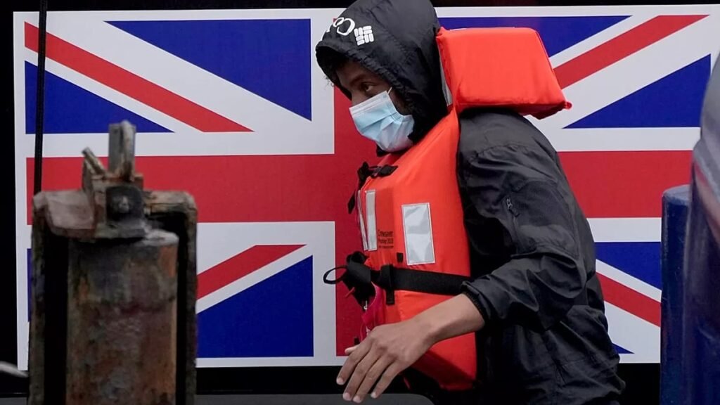 UK-France ‘One-In, One-Out’ migrant deal extended until October UK-France ‘One-In, One-Out’ migrant deal extended until October