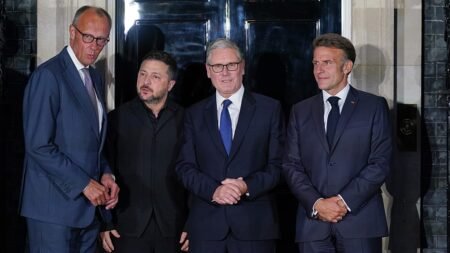 UK, France, Germany back Zelenskyy’s call for Putin meeting in London