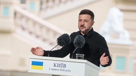 Zelenskyy proposes meeting to discuss end of war in letter to Putin