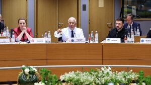 EU ready to ‘step up’ Russia talks conditional to ceasefire – document