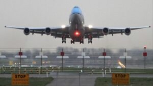 Air passengers to enjoy free cabin bags as decade-long EU talks end