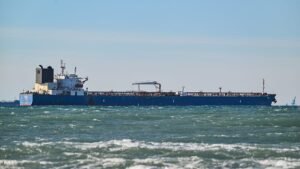 Video. French navy boards suspected Russian “ghost fleet” oil tanker