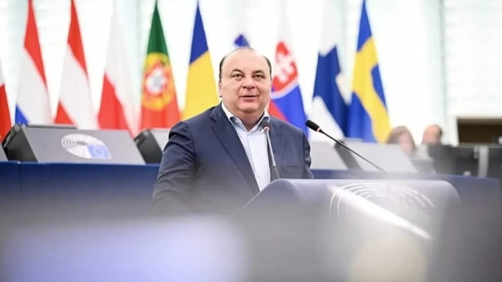 Italian MEP loses immunity in Huawei corruption investigation Italian MEP loses immunity in Huawei corruption investigation