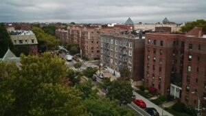 Elderly couple fatally stabbed inside Queens apartment, no arrests made as investigation continues: report