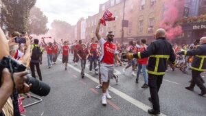 Six people stabbed in London during Arsenal’s Premier League title parade as 24 arrested Six people stabbed in London during Arsenal’s Premier League title parade as 24 arrested