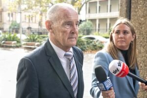 Chris Dawson makes bid for Queensland prison transfer