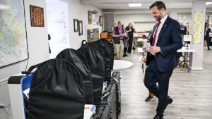 Fox News Poll: Democratic unity, Republican crossovers shape Ohio Senate race Fox News Poll: Democratic unity, Republican crossovers shape Ohio Senate race