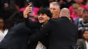 Fan disrupts NBA Finals Game 1 while trying to take selfie with Spurs’ Victor Wembanyama
