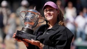 Mirra Andreeva, 19, wins French Open to become youngest women’s singles champion since 1992 Mirra Andreeva, 19, wins French Open to become youngest women’s singles champion since 1992