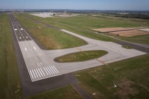Jetstar confirms launch date for first flights to Gold Coast, Brisbane and Melbourne