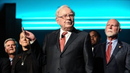 Warren Buffett’s surprisingly simple advice for new investors entering the stock market Warren Buffett’s surprisingly simple advice for new investors entering the stock market