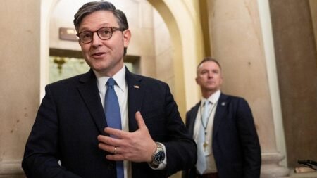 Trump locks in ICE funding through end of presidency after House passes B package Trump locks in ICE funding through end of presidency after House passes B package