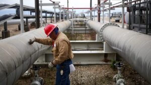 US oil reserves drop towards Reagan-era lows, ‘significant impact at the pump’ coming, experts warn