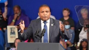 Vulnerable House Dem’s ‘reckless spending’ on office furniture emerges as midterms heat up
