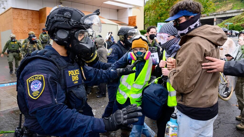 Portland man sentenced to 30 months in prison for throwing rock at ICE officer during protest Portland man sentenced to 30 months in prison for throwing rock at ICE officer during protest