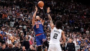 Knicks beat Spurs in Game 5 to win first NBA championship since 1973, ending 53-year drought Knicks beat Spurs in Game 5 to win first NBA championship since 1973, ending 53-year drought