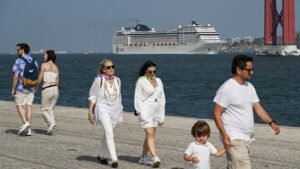 Cruise tipping charges are ‘out of control,’ say passengers as companies tout ‘exceptional service’
