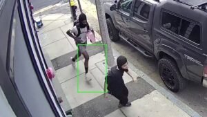 Boston police arrest 14-year-old after masked suspects allegedly rob siblings’ lemonade stand Boston police arrest 14-year-old after masked suspects allegedly rob siblings’ lemonade stand