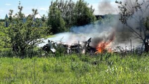 Missouri skydiving plane crash that killed all 12 aboard is a ‘devastating loss,’ company says Missouri skydiving plane crash that killed all 12 aboard is a ‘devastating loss,’ company says