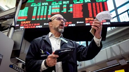 Stock wealth strategy with Vanguard S&P 500 ETF could yield M Stock wealth strategy with Vanguard S&P 500 ETF could yield M