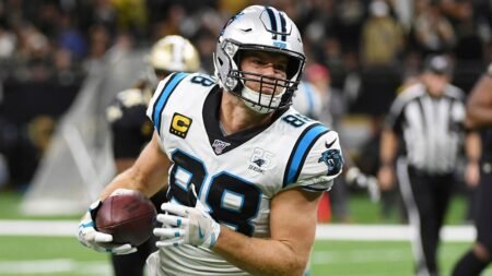 Greg Olsen says tight ends’ ‘blue-collar’ roots make them the right group for annual training event