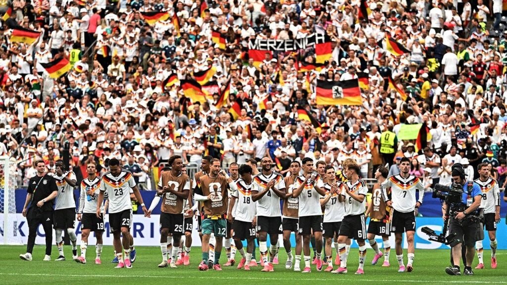 Viral German soccer fan Freddy invited for White House visit as fairy-tale trip across America continues Viral German soccer fan Freddy invited for White House visit as fairy-tale trip across America continues