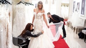 GLP-1 weight-loss drugs are reshaping the bridal industry as shops rush orders and require new waivers GLP-1 weight-loss drugs are reshaping the bridal industry as shops rush orders and require new waivers