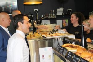 Budget looms as hiring squeeze hits Health Budget looms as hiring squeeze hits Health