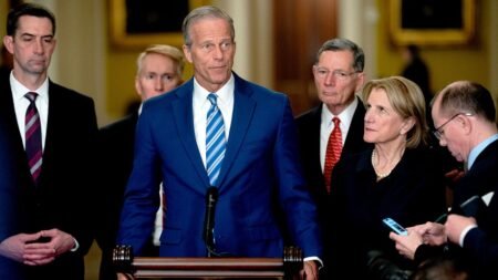 Reporter’s Notebook: Senate Republicans brace for tough lunch with Trump amid legislative clashes Reporter’s Notebook: Senate Republicans brace for tough lunch with Trump amid legislative clashes