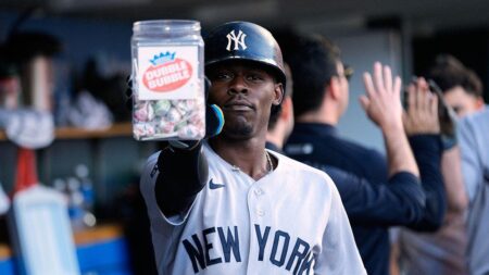 Yankees’ Jazz Chisholm Jr leans into lollipop fiasco after clutch home run in win over Tigers Yankees’ Jazz Chisholm Jr leans into lollipop fiasco after clutch home run in win over Tigers