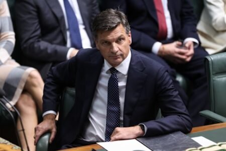 Karl Stefanovic, Nine to part ways after Tommy Robinson podcast; teals Zali Steggall, Allegra Spender to form Community Strong Australia party; ASIO boss Mike Burgess criticises terror threat system