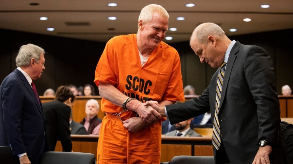 Alex Murdaugh’s lawyers withdraw request for civilian clothes, accuse prosecutors of creating a ‘spectacle’